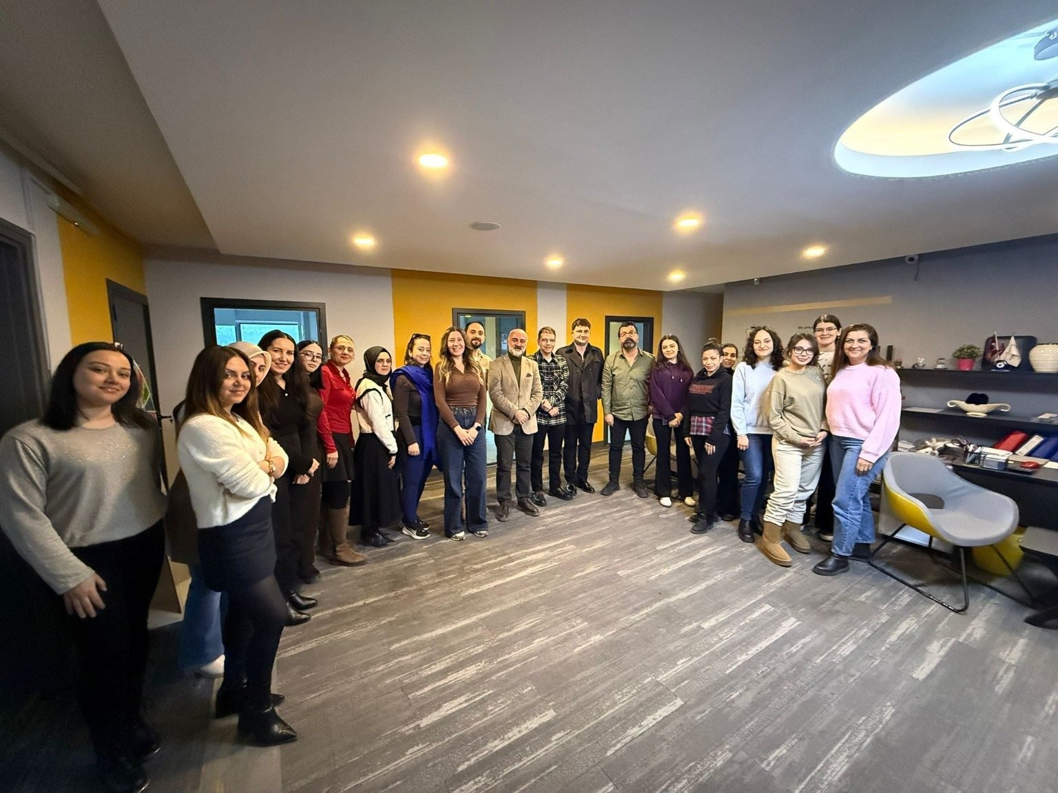 Sınıf ortamında katılımcı etkileşimi ve mesleki network